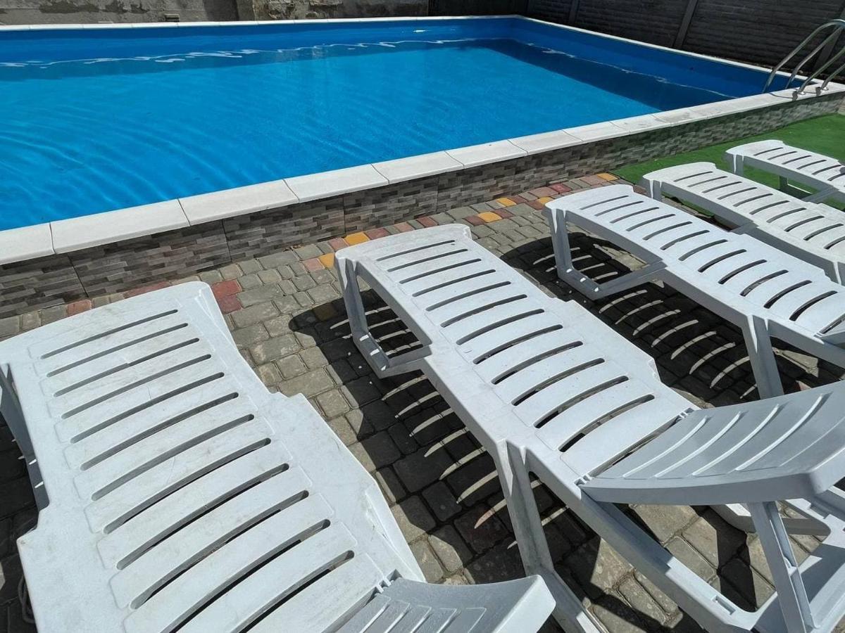 Balcony 호텔 잘리즈니 포트 외부 사진